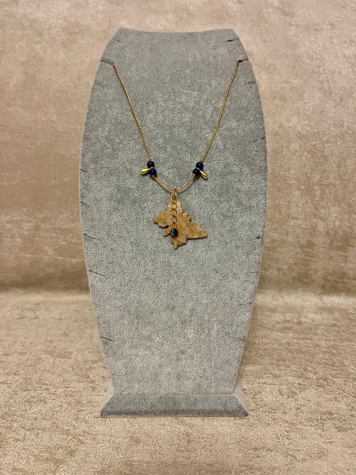 El Yapımı Kelebek Kolye - Görsel 2