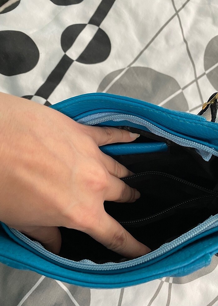 Mavi Çanta - Görsel 3