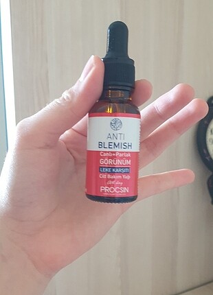 Procsin leke karşıtı serum