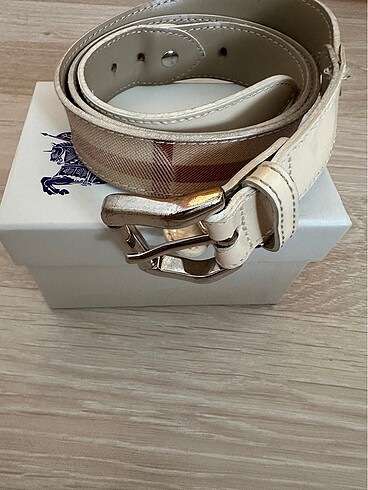 Burberry kemer