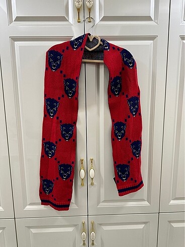 Gucci atkı