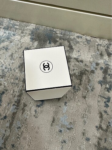 Chanel Chanel kutu