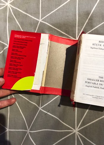 Redhouse İngilizce-Türkçe Küçük El Sözlüğü - Görsel 3