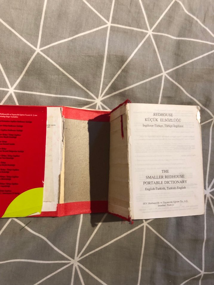 Redhouse İngilizce-Türkçe Küçük El Sözlüğü - Görsel 5