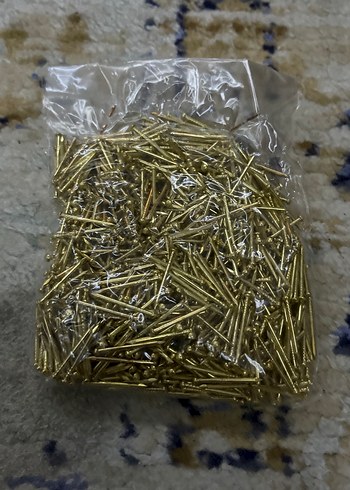 Parlak Altın Renkli Tırnak Süsleri - Görsel 4