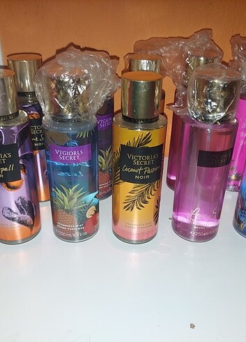 Victoria s Secret Vücut spreyi