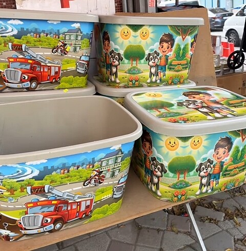 Oyuncak kutusu