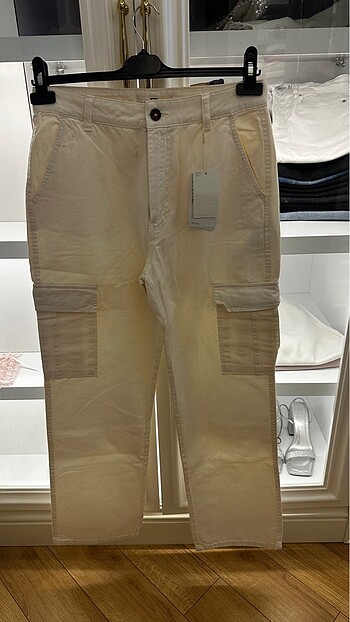 Stradivarius kargo pantolon