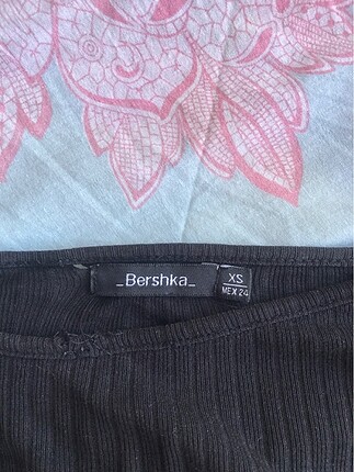 Bershka crop top