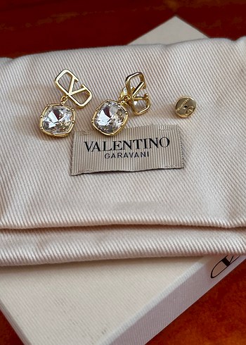 Valentino Altın Rengi Mini Küpe