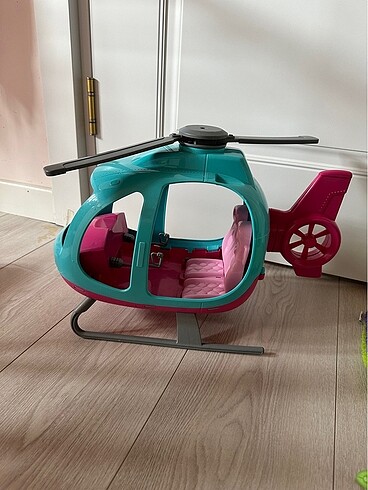 Barbie helikopter