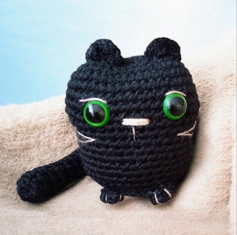 Siyah Örgü Peluş Oyuncak Kedi - Görsel 2