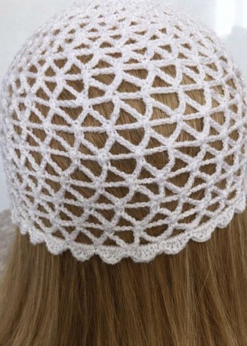 İnci Boncuklu Beyaz Örgü Kadın Şapka - Görsel 2