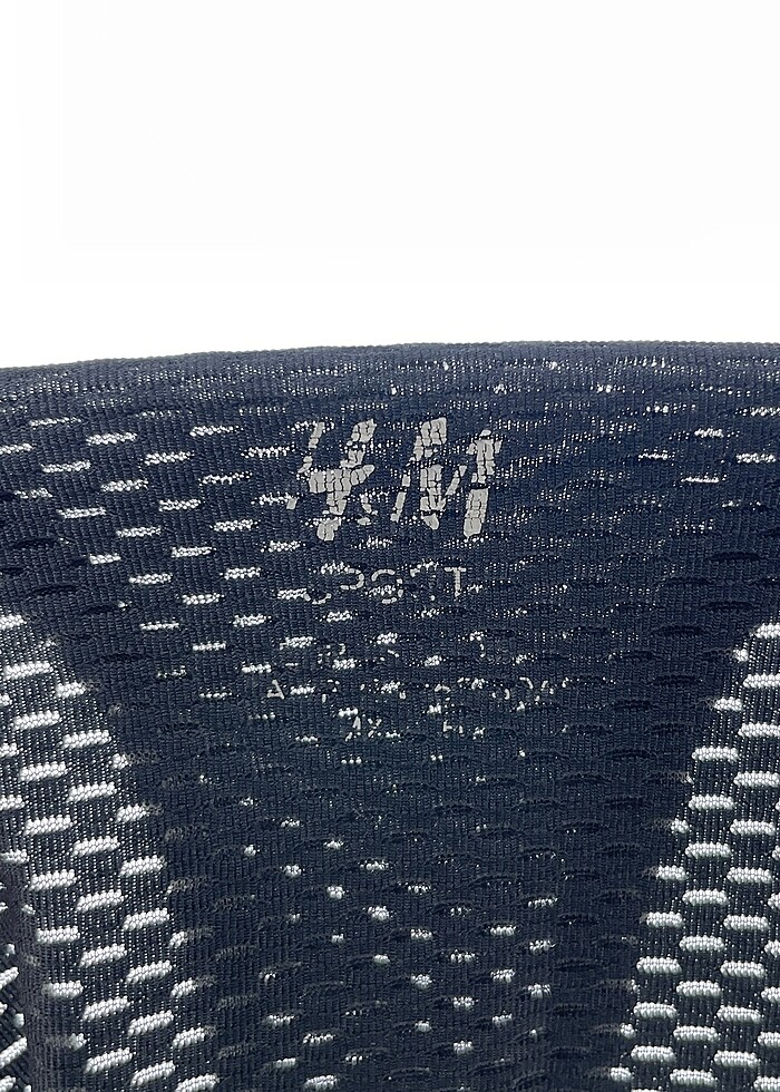 H&M T-shirt %70 İndirimli. - Görsel 4