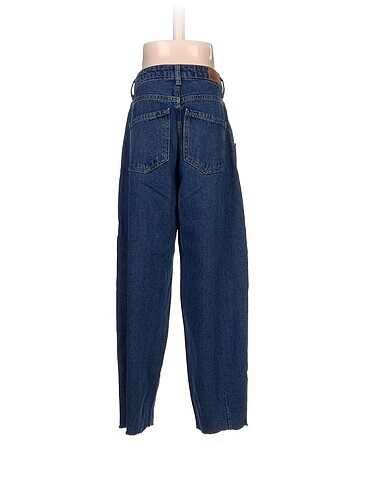 34 Beden Zara Jean / Kot %70 İndirimli.