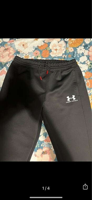 Under armour eşofman altı