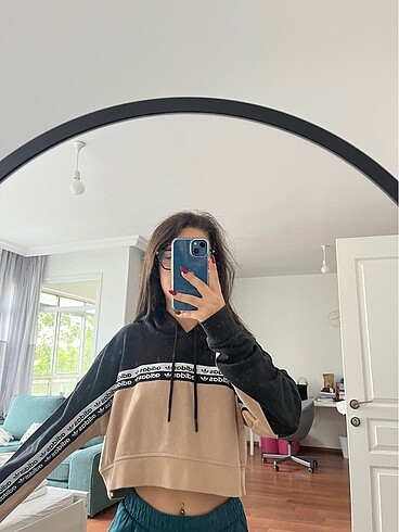 Adidas sweatshirt