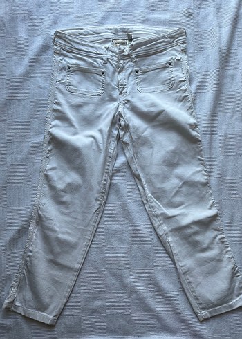 Beyaz Kadın Denim Rahat Kesim Pantolon