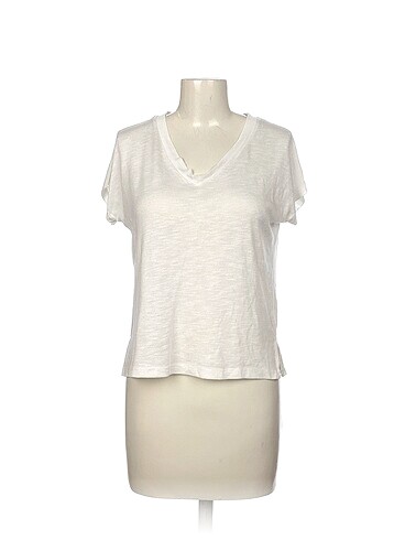 Diğer T-shirt %70 İndirimli.