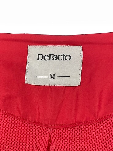 m Beden çeşitli Renk Defacto Trenchcoat %70 İndirimli.