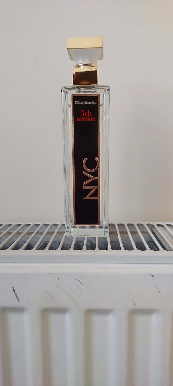 Elizabeth Arden 5th Avenue Kadın Parfümü - Görsel 2