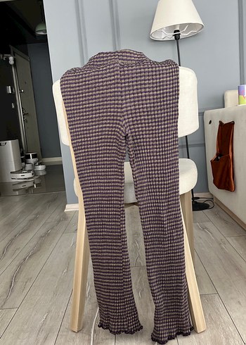 Çift Renkli Pilili Kadın Triko Pantolon