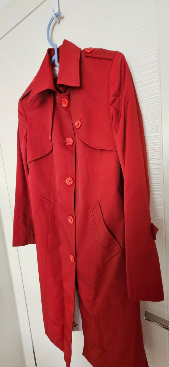 Kırmızı Düğmeli Midi Kadın Kaban,trenckot - Görsel 4