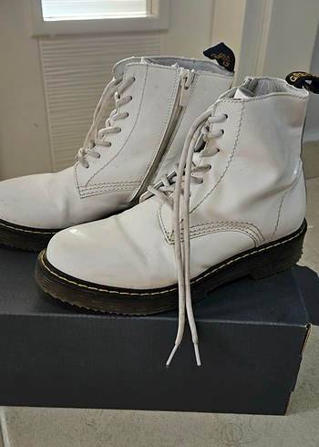 Greyder 37 numara Kadın Beyaz Bağcıklı Bot - Görsel 3