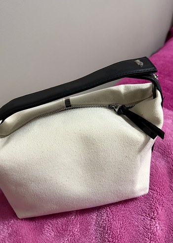 Beyaz Minimalist Fermuarlı Kadın Çantası - Görsel 4