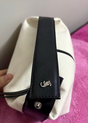 Beyaz Minimalist Fermuarlı Kadın Çantası - Görsel 3