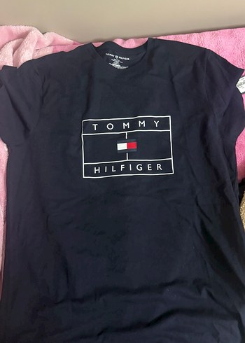 Tommy Hilfiger m