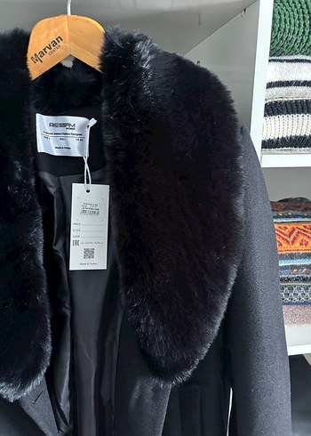 Ressam Kadın Siyah Kürk Ceket - Görsel 3