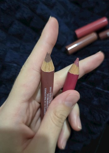 2 adet Pastel  Mat Dudak Kalemleri - Görsel 5