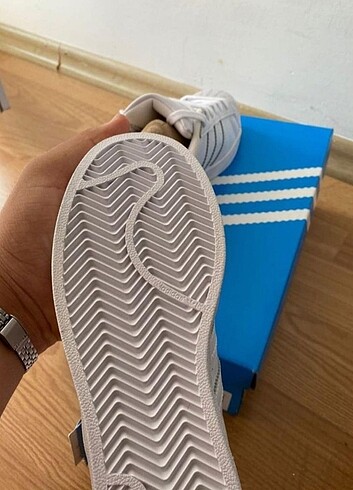 39 Beden beyaz Renk Adidas Süperstar