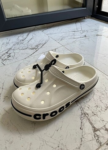 39 Beden Crocs terlik