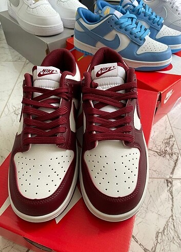 42 Beden bordo Renk Nike dunklow
