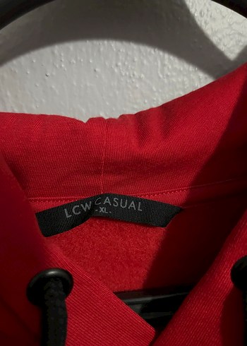 Kırmızı Kapüşonlu Rahat Sweatshirt - Görsel 4