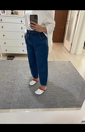 Zara Zara Slouchy Jean