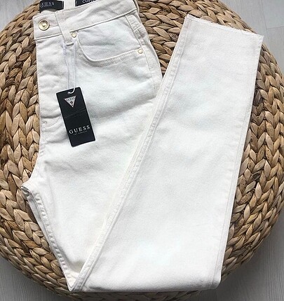 guess mom fit jean