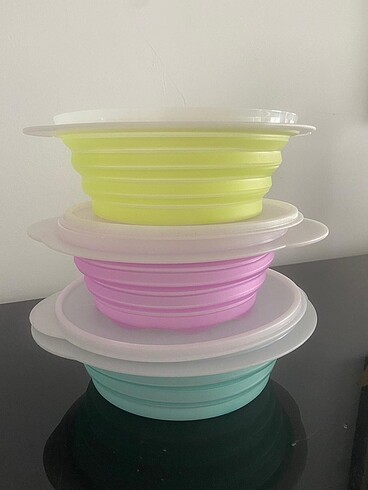 TUPPERWARE
