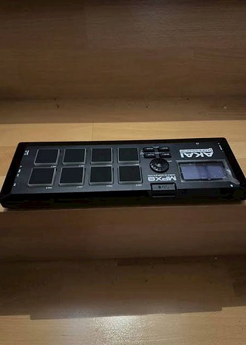 Diger Siyah Müzik Aleti MIDI Pad Kontrolörü