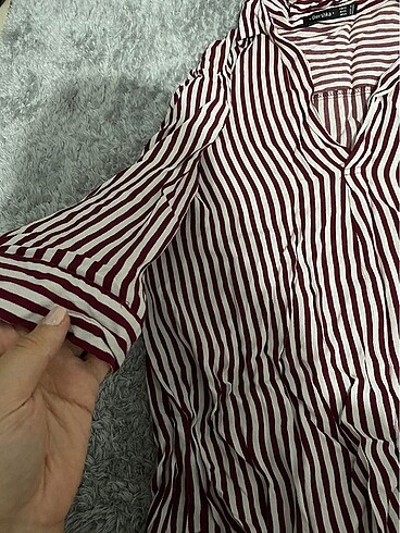 Bershka Çizgi detaylı berhska bluz