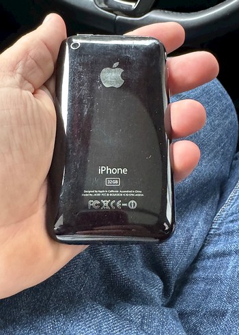 Gri iPhone model klasik tasarım - Görsel 3