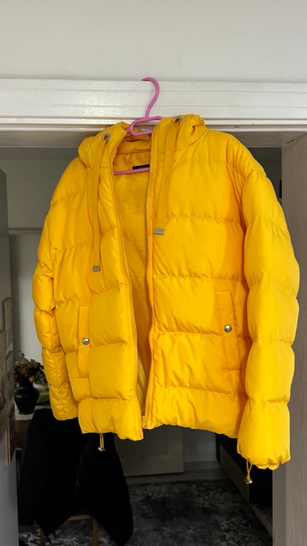 Sarı Düğmeli Kadın Kışlık Mont - Görsel 2