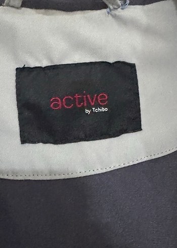 Gri Detaylı Beyaz Spor Kadın Mont - Görsel 5