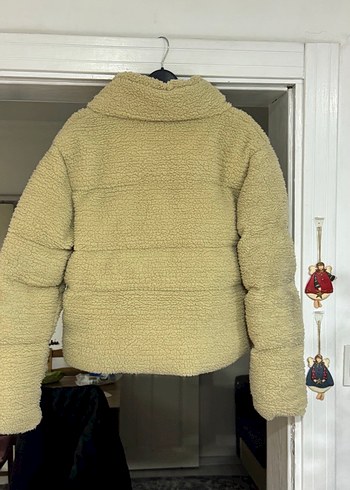 Bej Yumuşak Kumaşlı Kadın Mont - Görsel 3