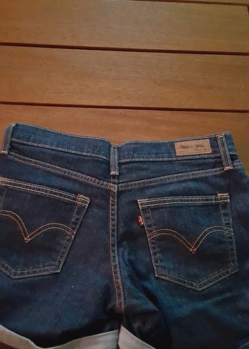 Levis Koyu Mavi Denim Sort