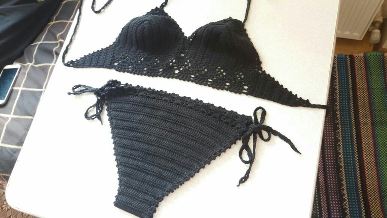 Örgü bikini
