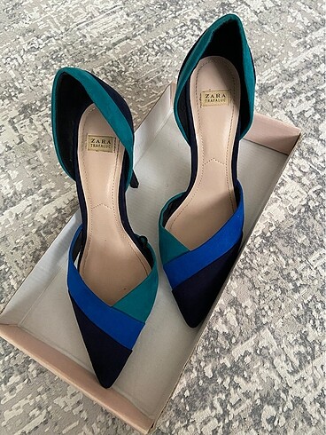 Zara renkli stiletto