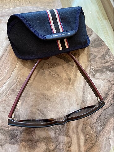 Beden Tommy hilfiger kadın güneş gözlüğü